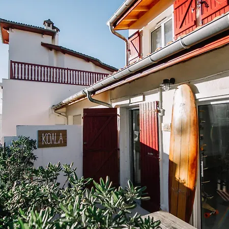 Vandrarhem Koala Surf House, En Bord D'ocean, Planches De Surf Et Skates A Disposition *