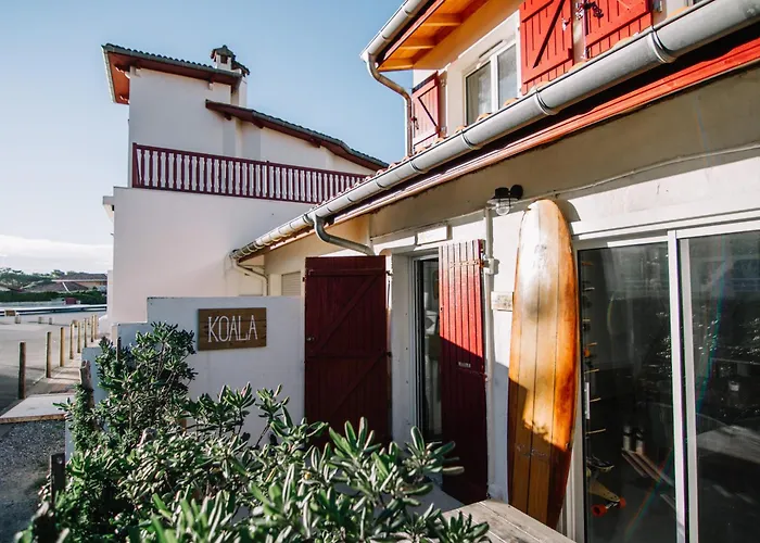 Vandrarhem Koala Surf House, En Bord D'ocean, Planches De Surf Et Skates A Disposition *