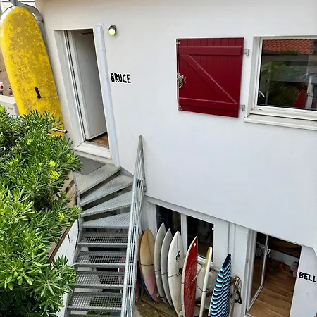 Koala Surf House, En Bord D'ocean, Planches De Surf Et Skates A Disposition 호스텔 소르-호스고르